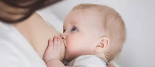 Quante poppate sono necessarie a 4 mesi?